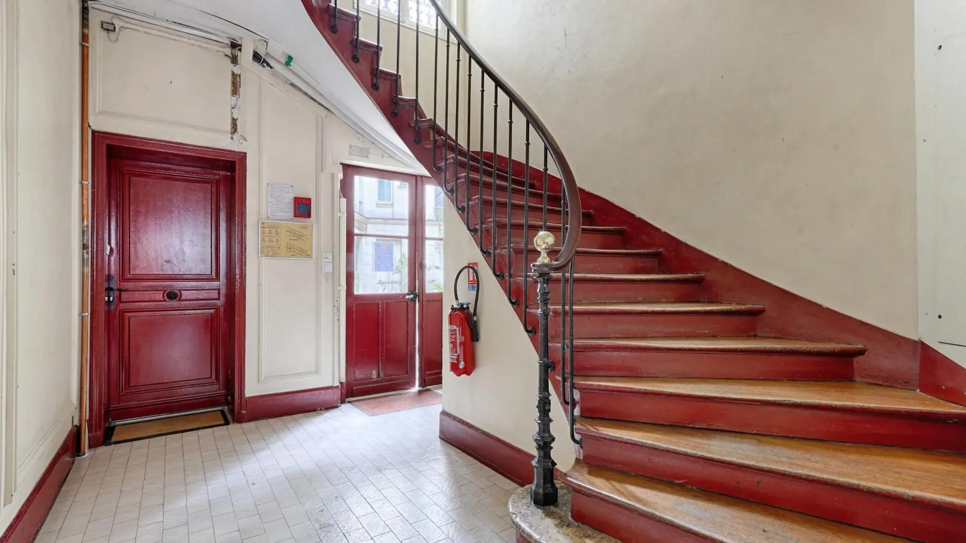 Montmartre Seveste II Magnifique Appartement 2Br Parijs Frankrijk